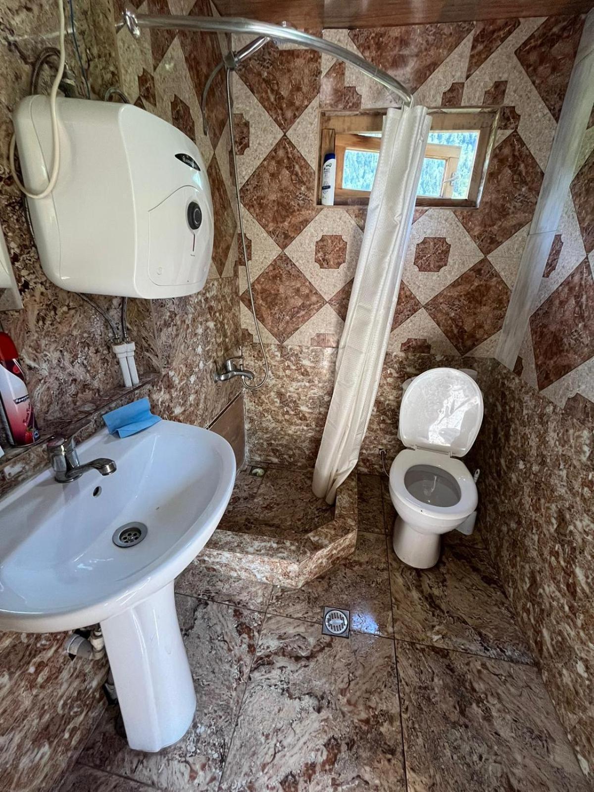 Tsknari Oda Они Экстерьер фото